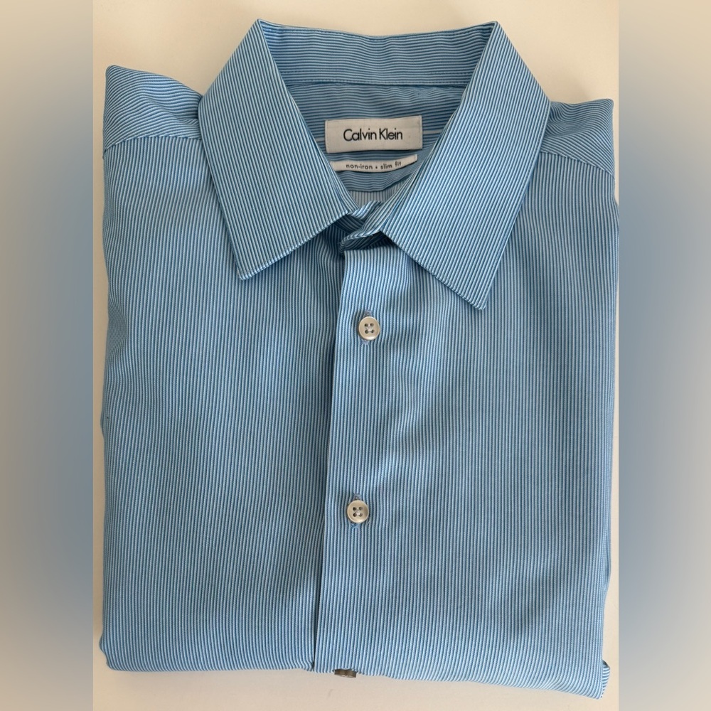 Calvin Klein Light Blue Men's Dress Shirt - Subtle Stripe Size 16 32/33